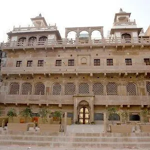 Hotel Guleria Kothi At Ganges, Bénarès